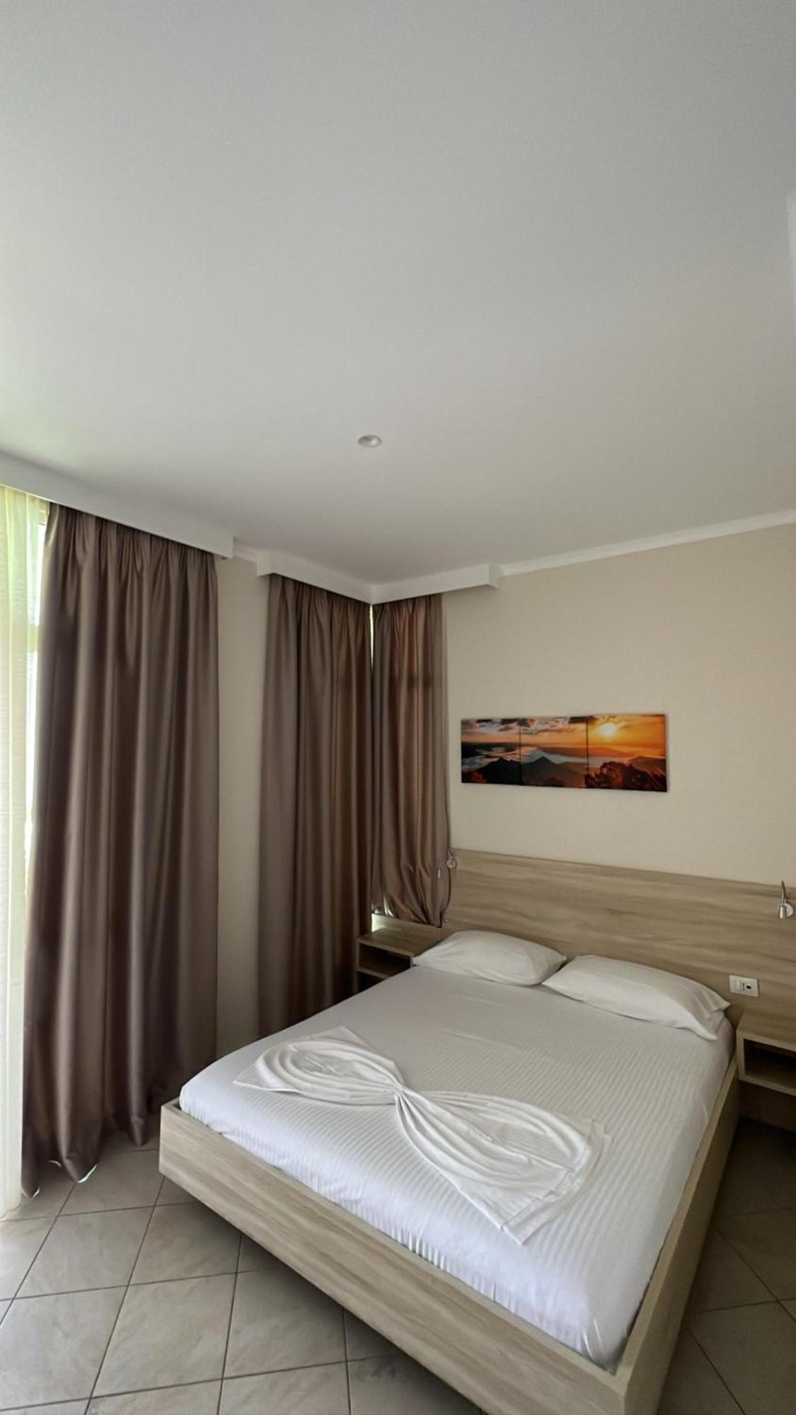 Hotel Jon Дхерми Экстерьер фото